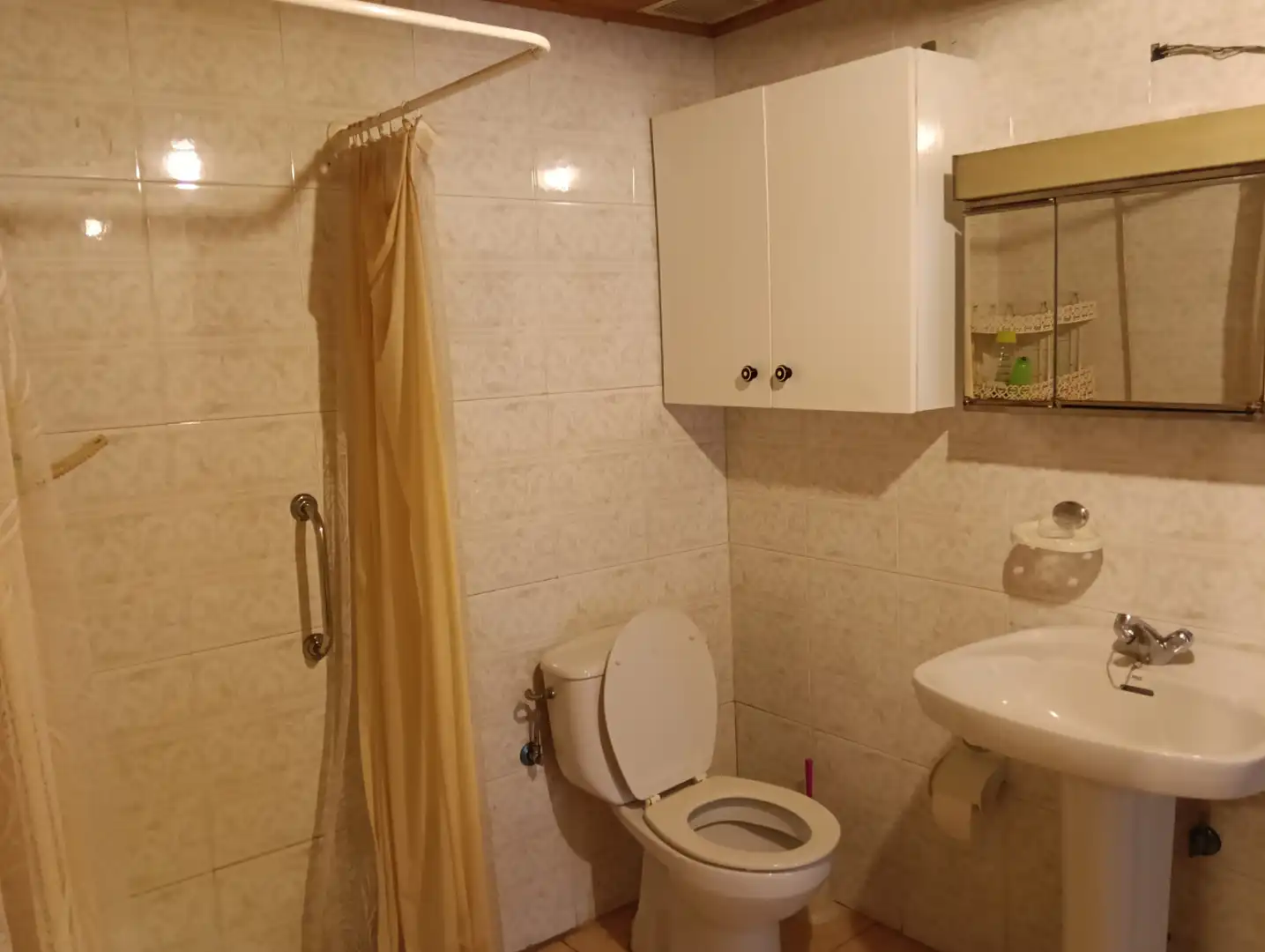 Baño de Casa adosada en venta en Vilasantar con Jardín privado