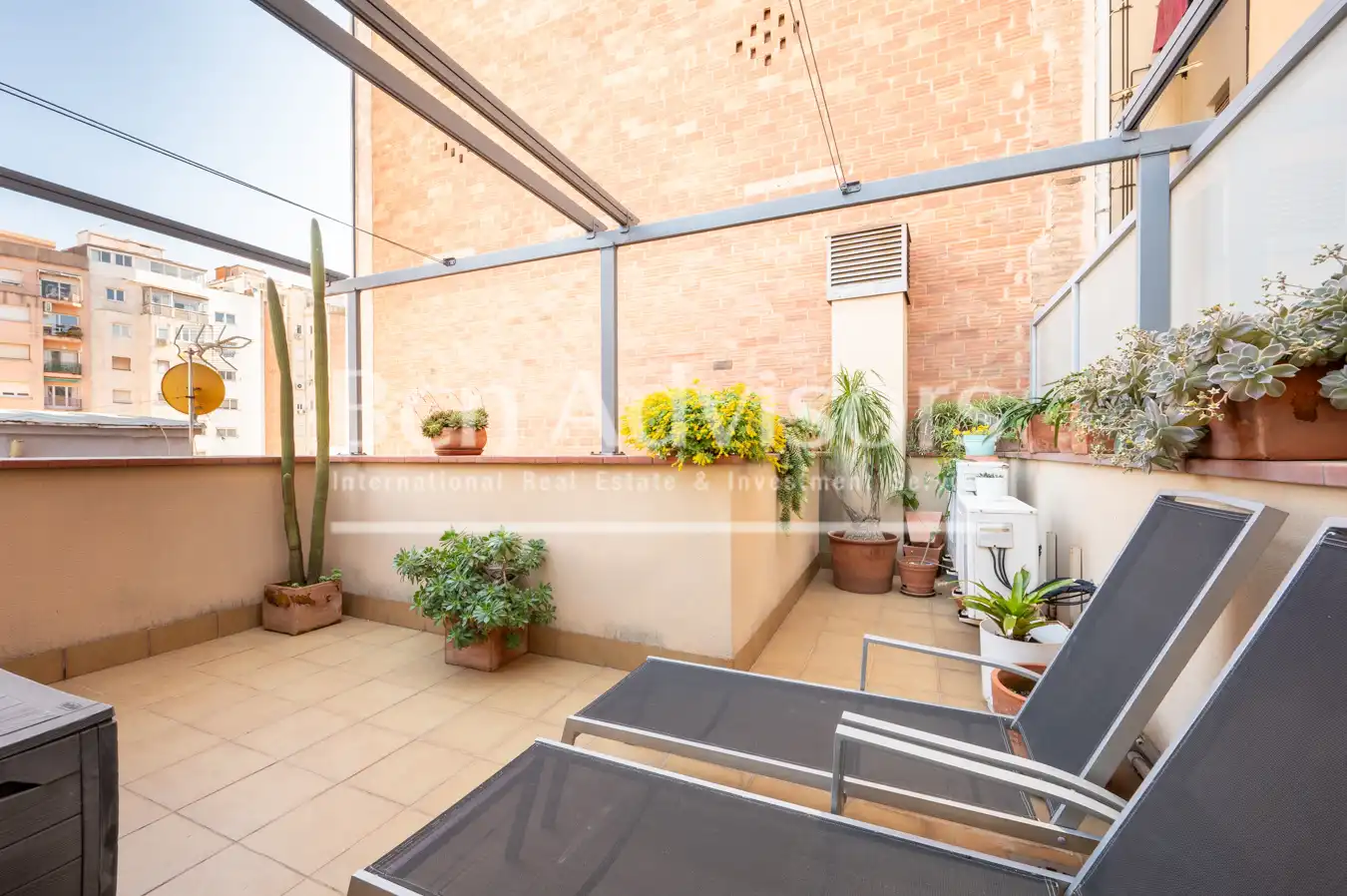 Casa a schiera con terrazza in vendita a Passatge de Puigmadrona, imagen 37