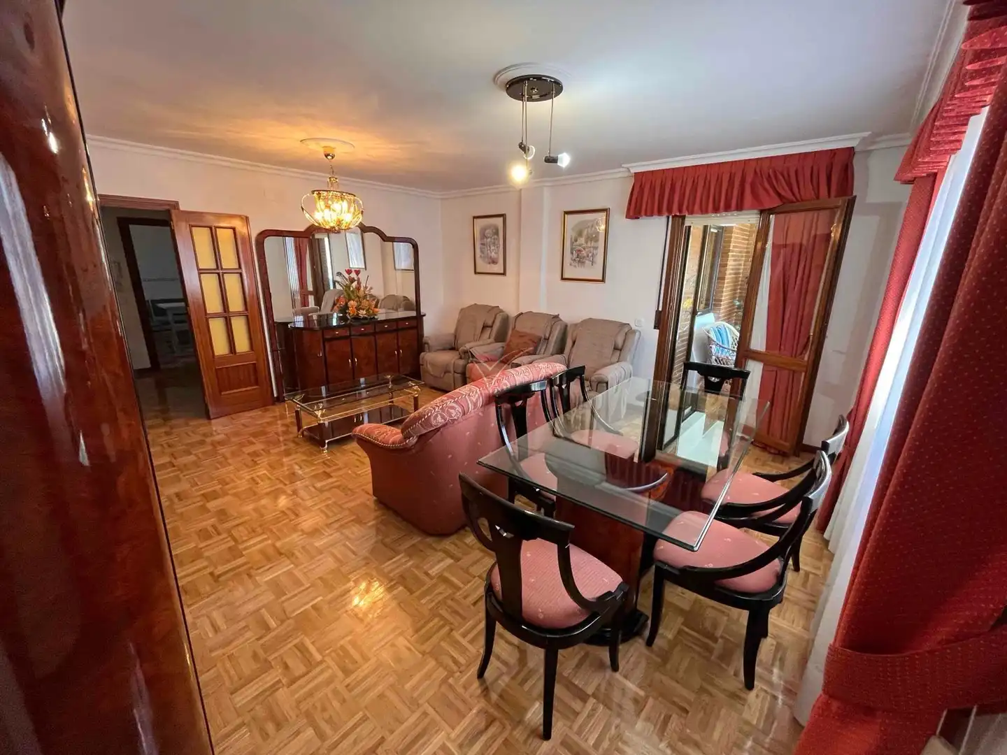 Living room of Flat for rent in Cuenca  with Air Conditioner, Heating and Furnished
