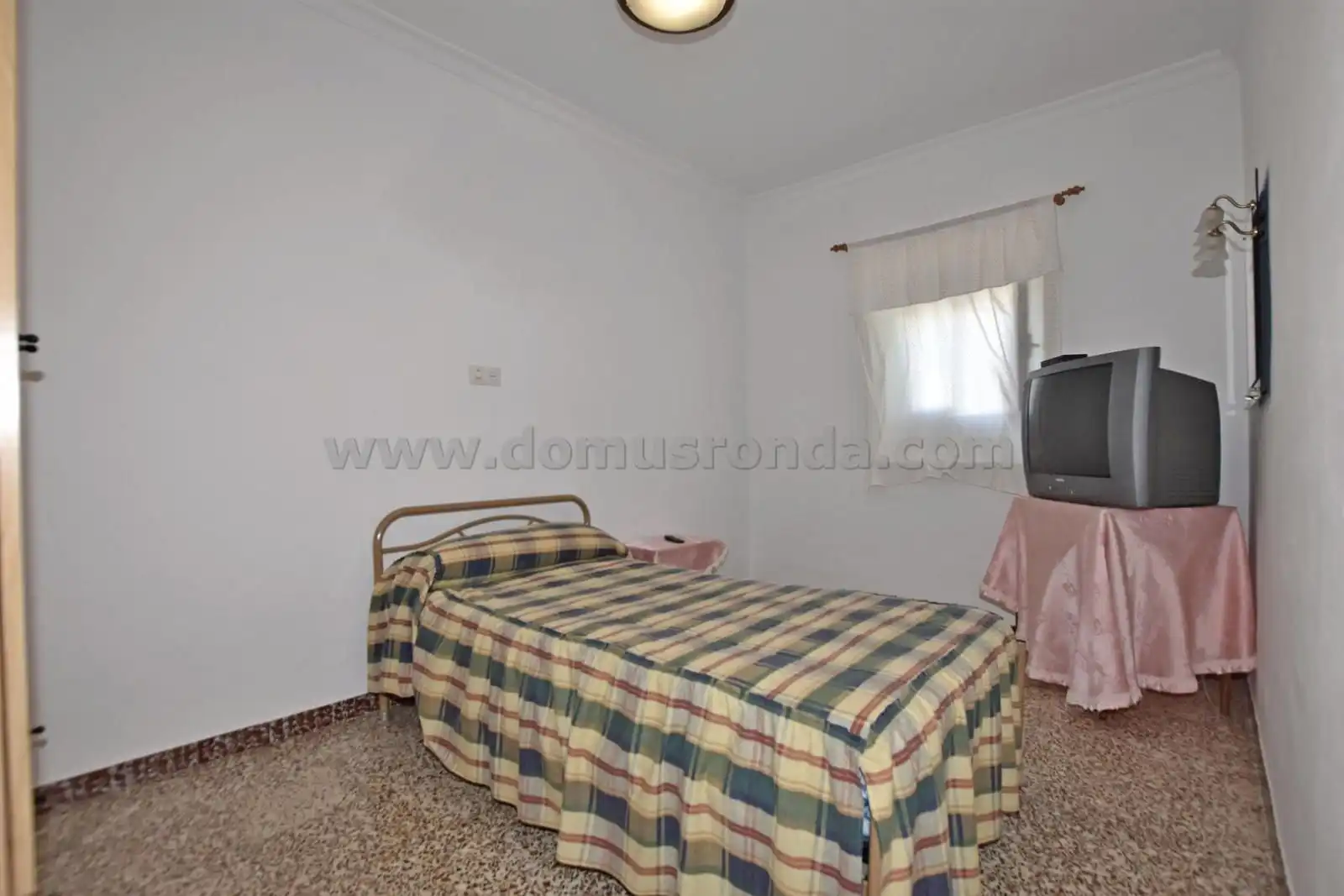 Terraced house with terrace for sale in Setenil de las Bodegas, imagen 8