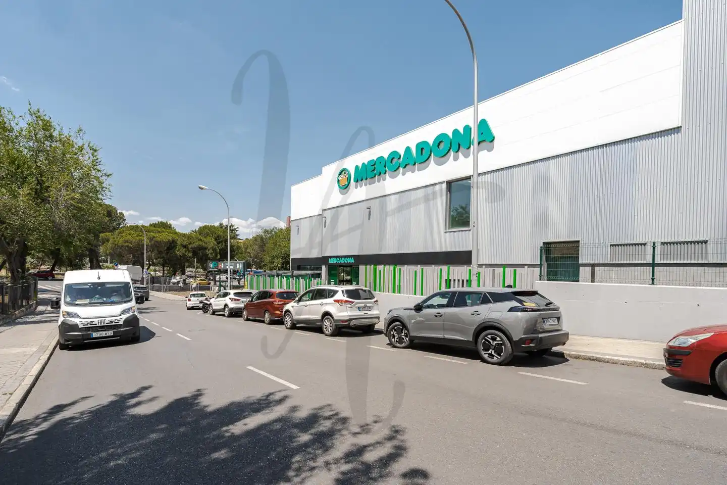 Flat for sale in Carril Del Conde, Canillas