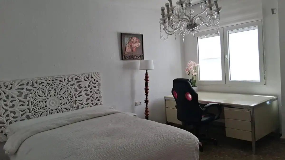 Room in Pajaritos