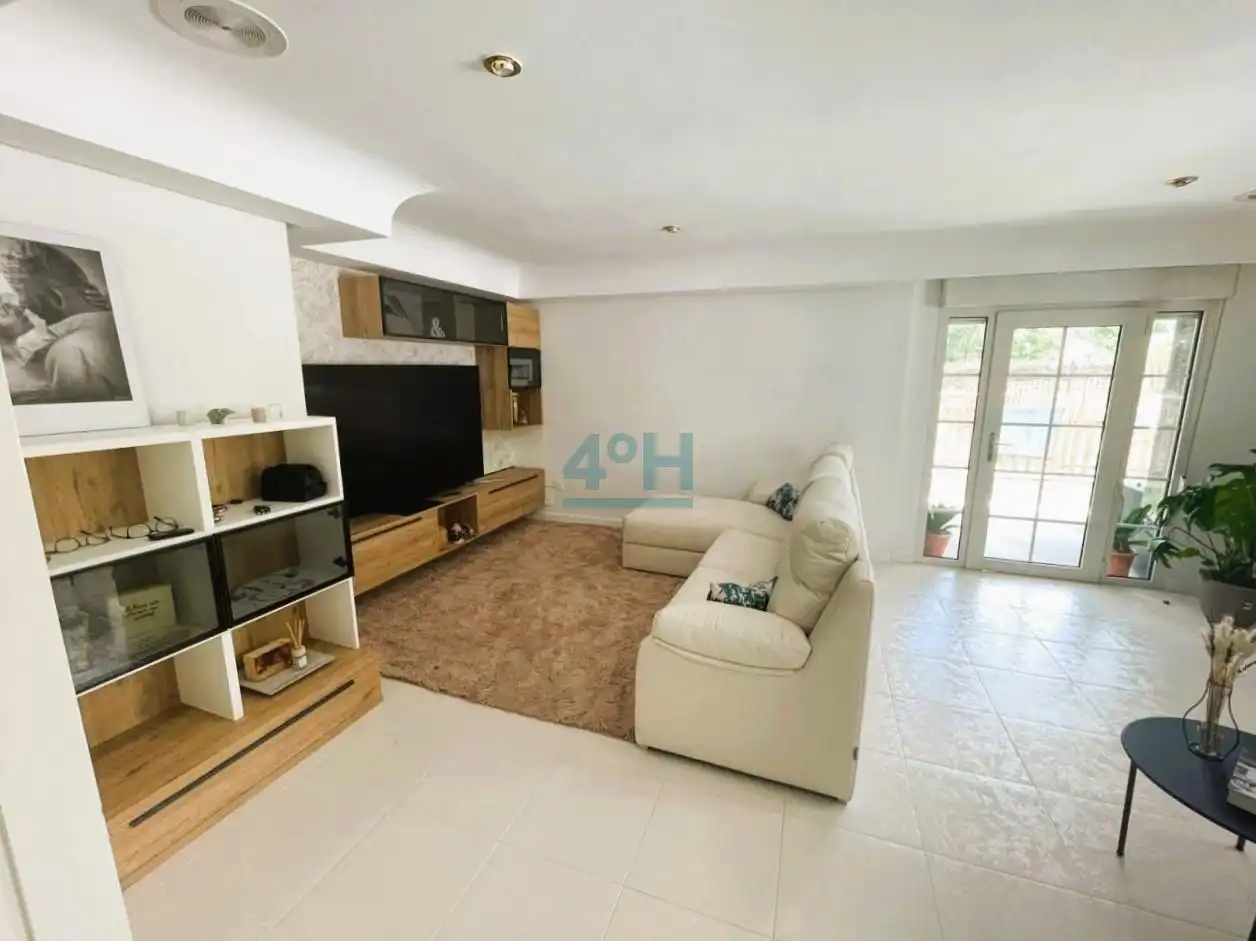 Living room of Houses for sale in Taboadela  with Heating, Private garden and Terrace