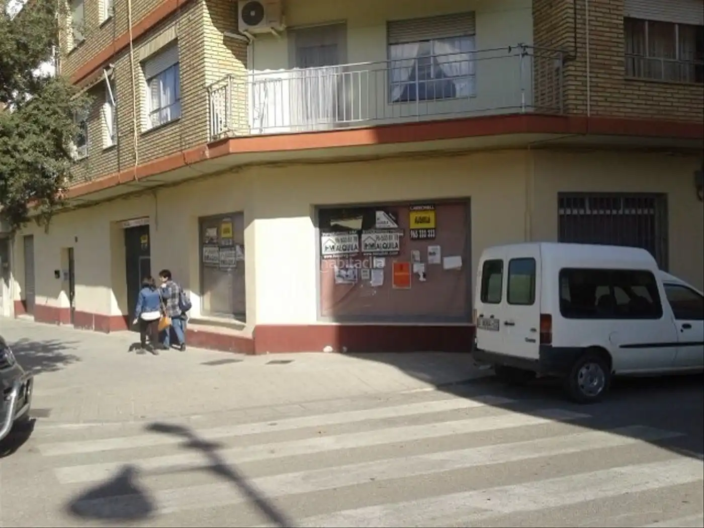 Local comercial en venda a Avenida del País Valencià 71