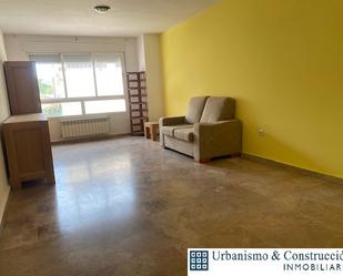 Sala d'estar de Dúplex en venda en Ciudad Real Capital amb Calefacció i Terrassa