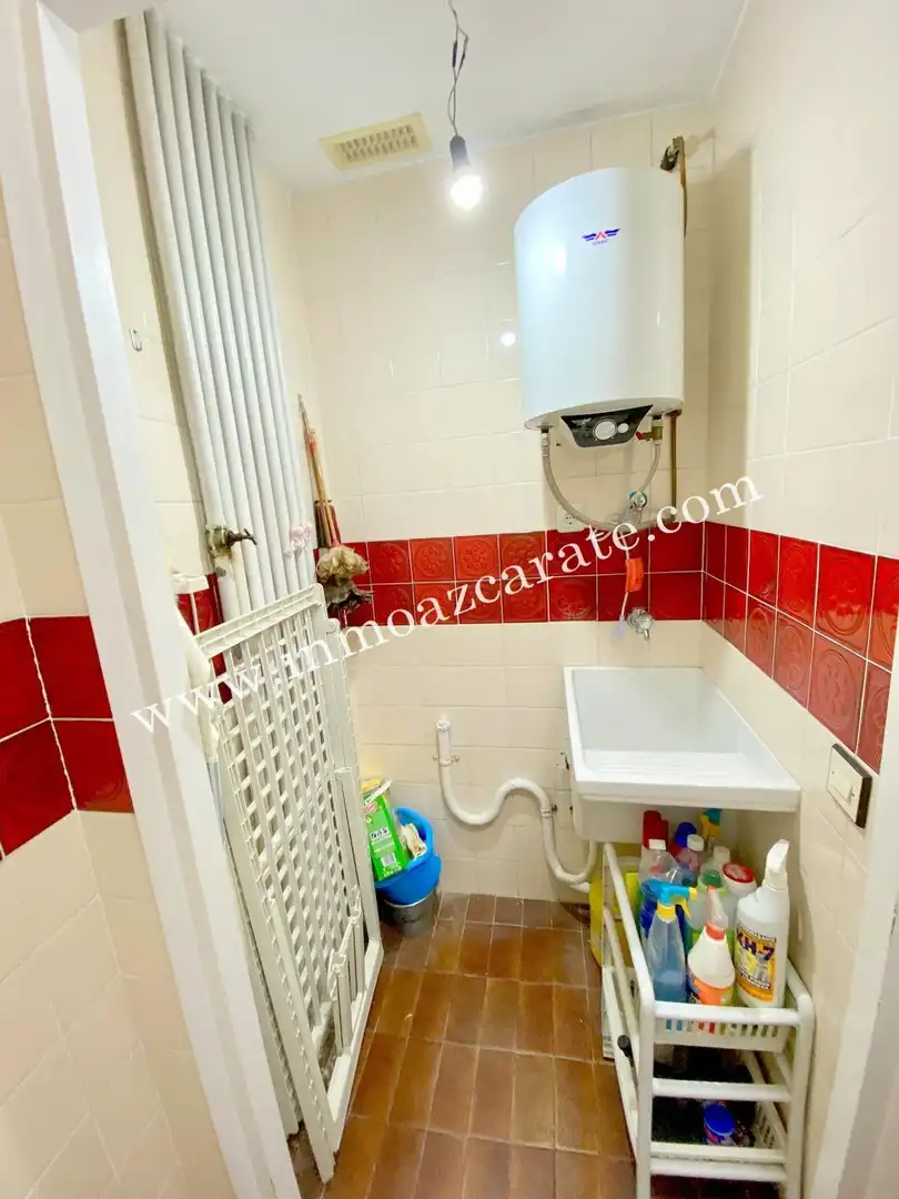 Bany de Apartament en venda en Barcelona amb Terrassa i Balcó
