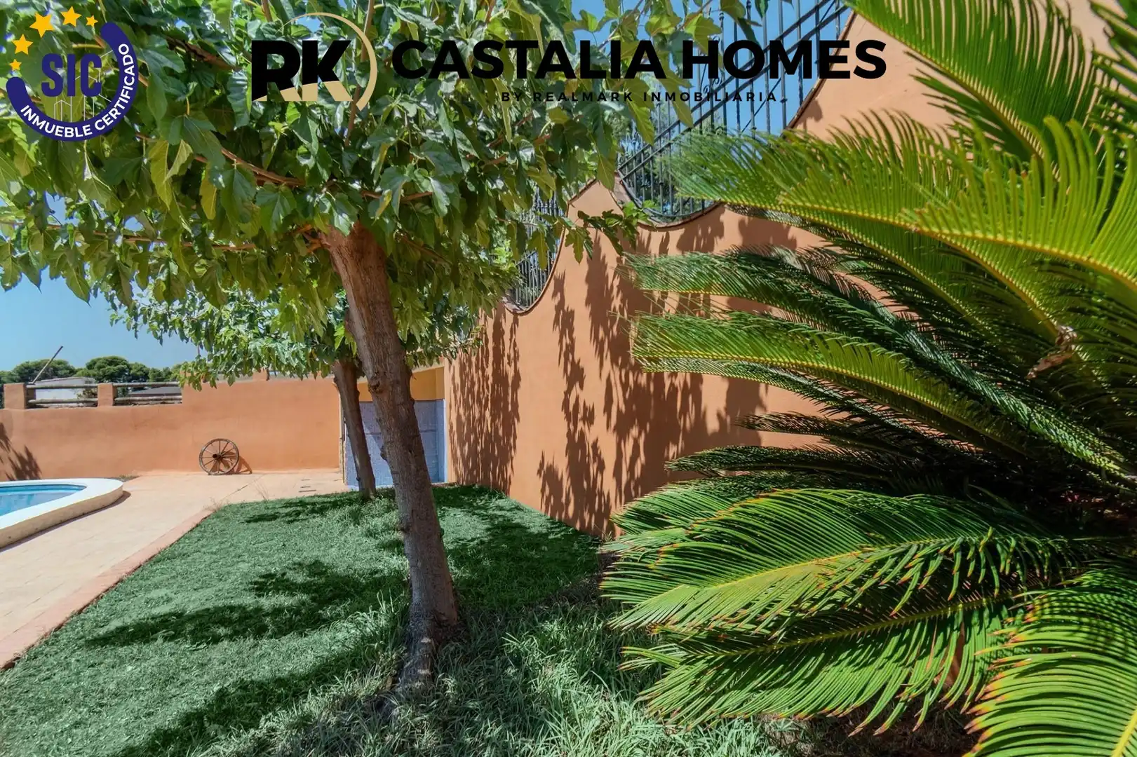 Vista exterior de Casa o xalet en venda en Borriol amb Aire condicionat, Calefacció i Jardí privat