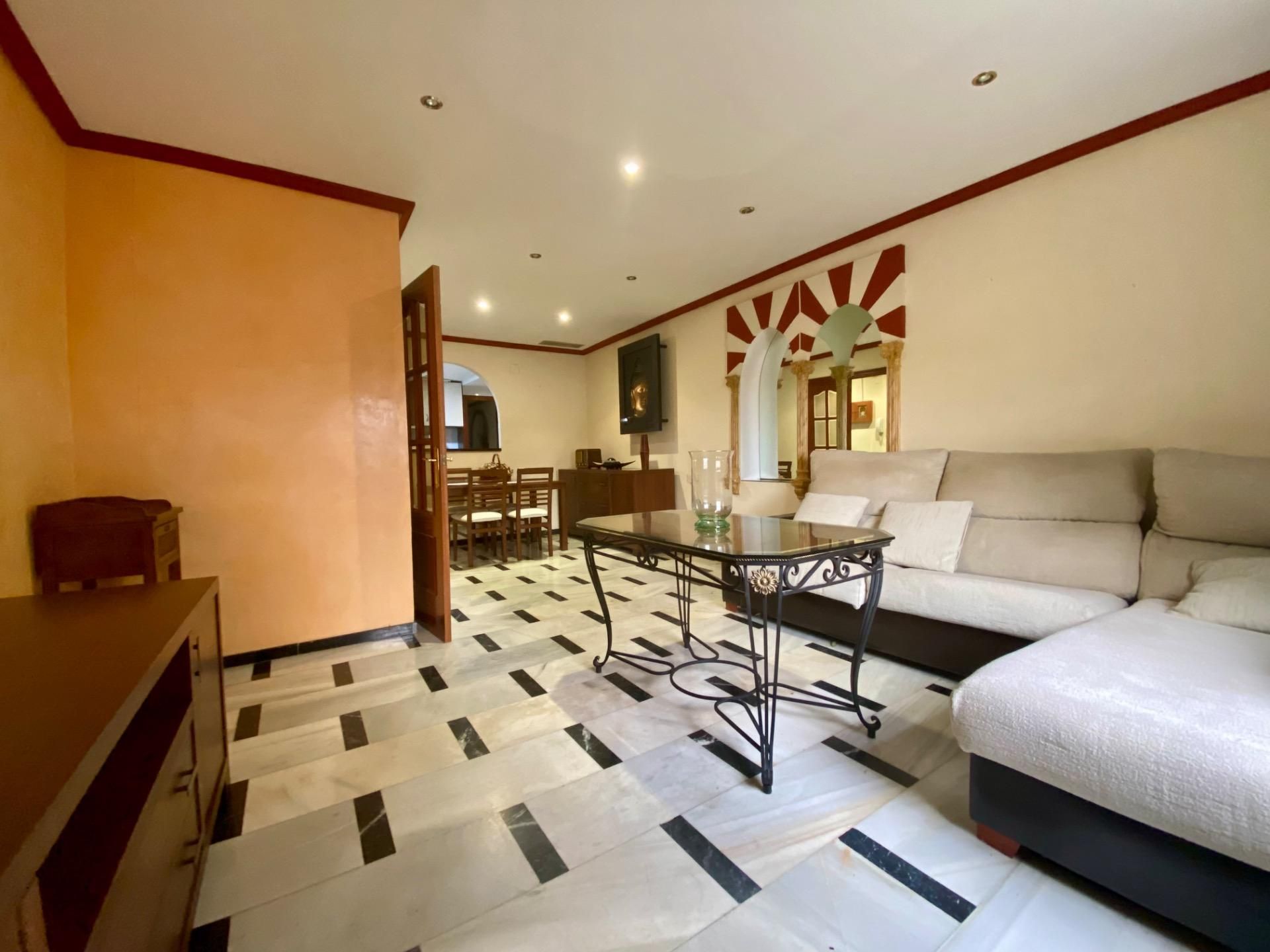 Sala d'estar de Planta baixa en venda en  Córdoba Capital amb Aire condicionat, Calefacció i Parquet