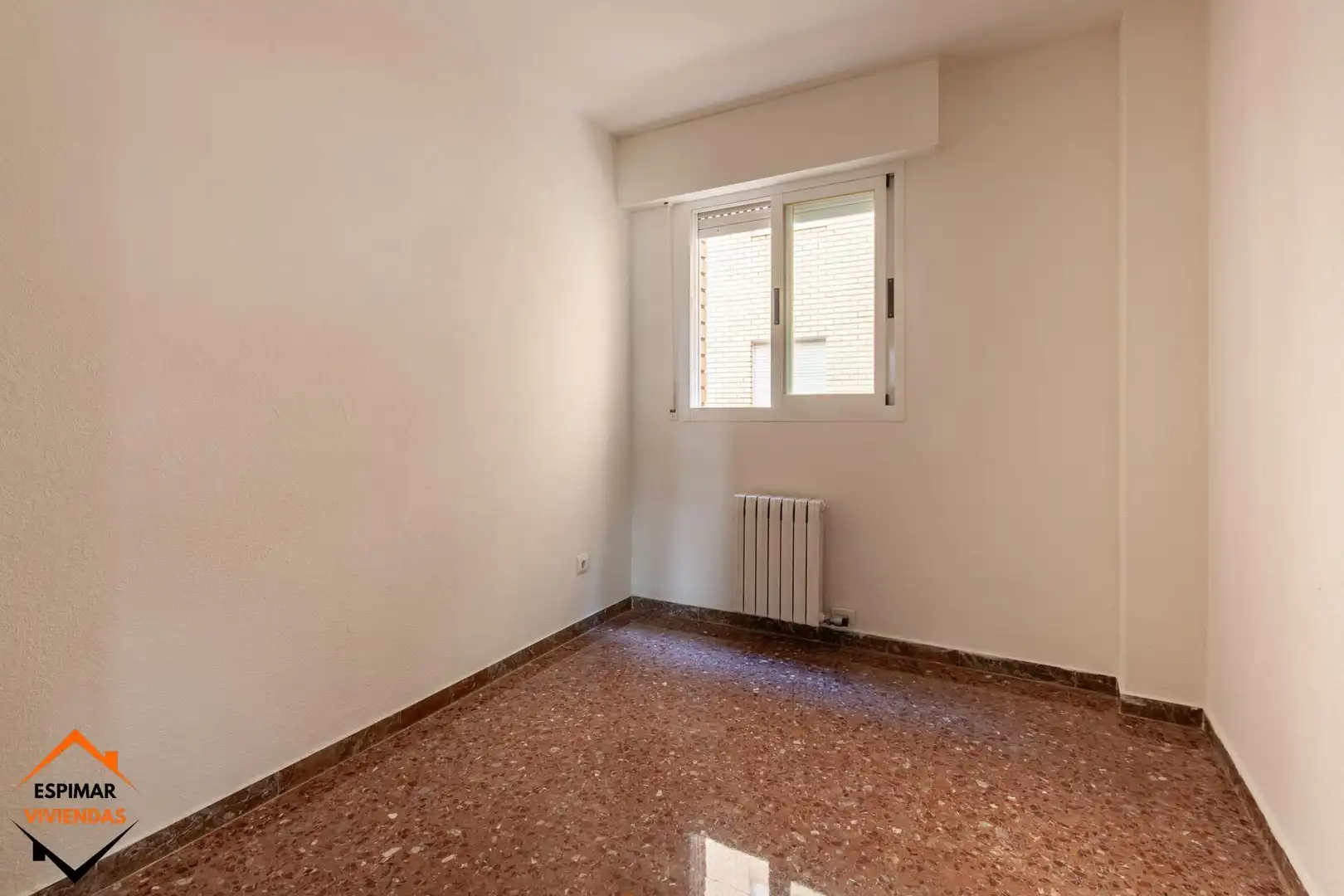Dormitori de Pis en venda en Zaragoza amb Terrassa, Traster i Balcó