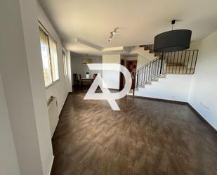 Sala d'estar de Dúplex en venda en Chiva amb Aire condicionat, Calefacció i Terrassa