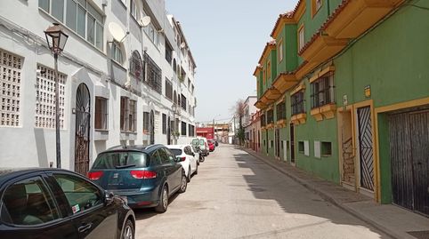 Foto 2 de Casa adosada en venta en Mondejar - Junquillos, La Línea de la Concepción