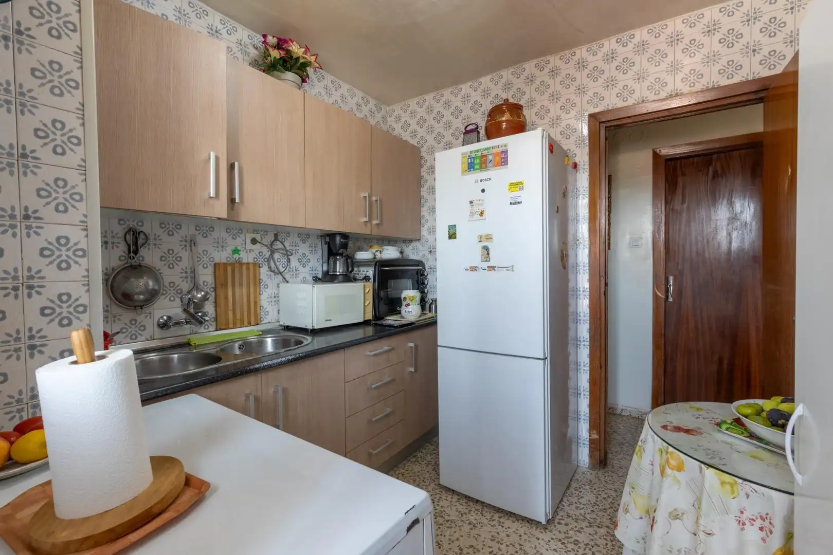 Kitchen of Flat for sale in Granada