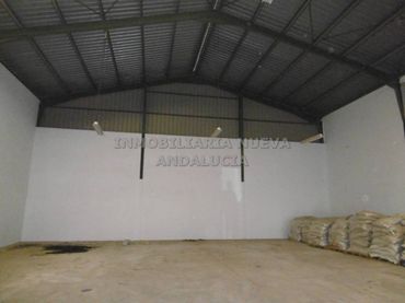 Industriegebäude zur Miete in Huércal de Almería