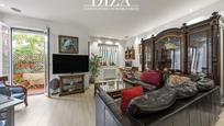 Living room of Flat for sale in  Madrid Capital  with Air Conditioner, Heating and Terrace