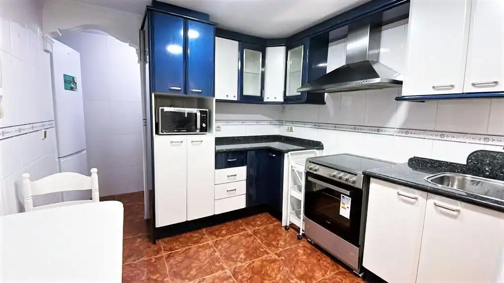 Cocina de Piso para compartir en Elche / Elx con Aire acondicionado y Amueblado