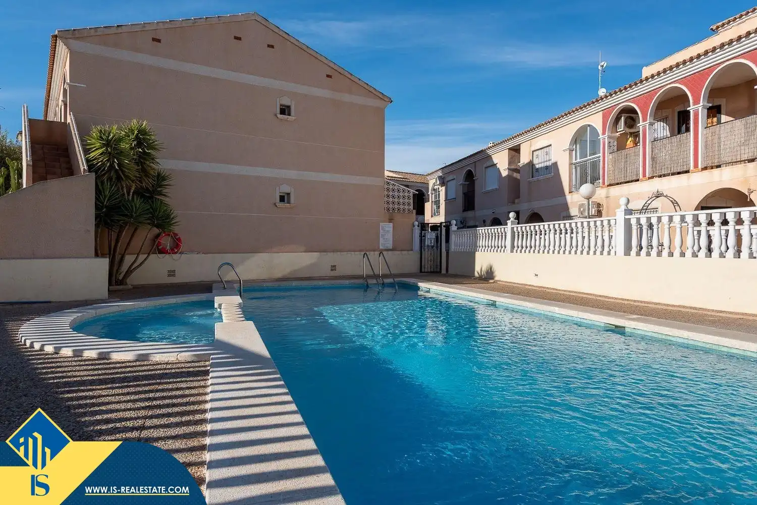 Piscina de Casa o chalet en venta en Orihuela con Terraza y Amueblado