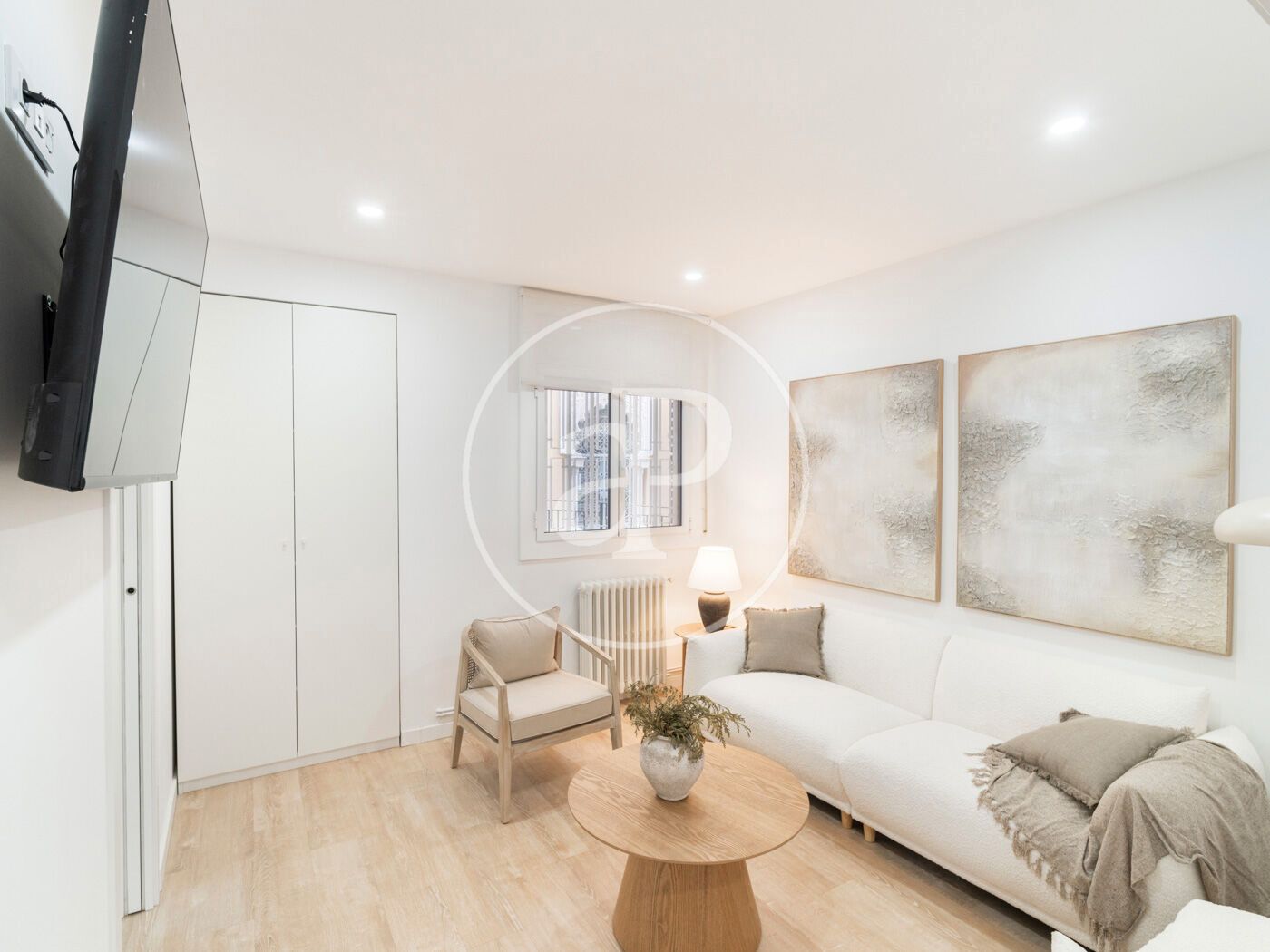 Sala d'estar de Pis en venda en  Barcelona Capital amb Aire condicionat, Calefacció i Moblat