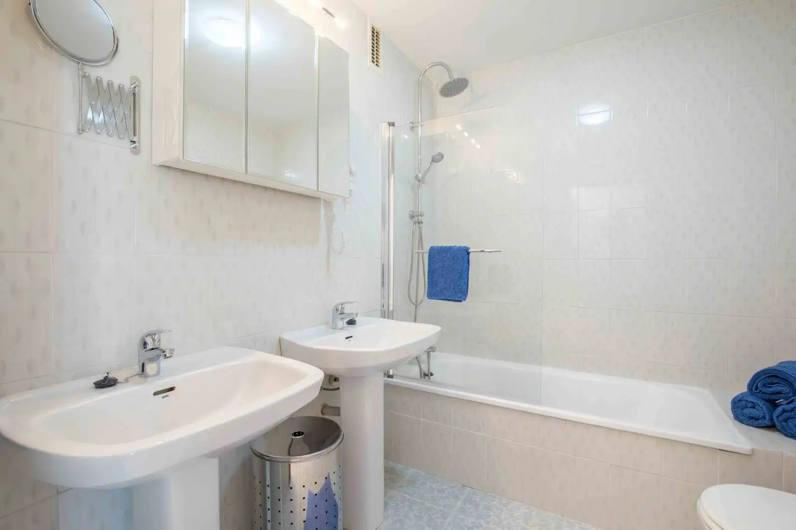 Baño de Piso en venta en Benalmádena con Aire acondicionado, Calefacción y Terraza