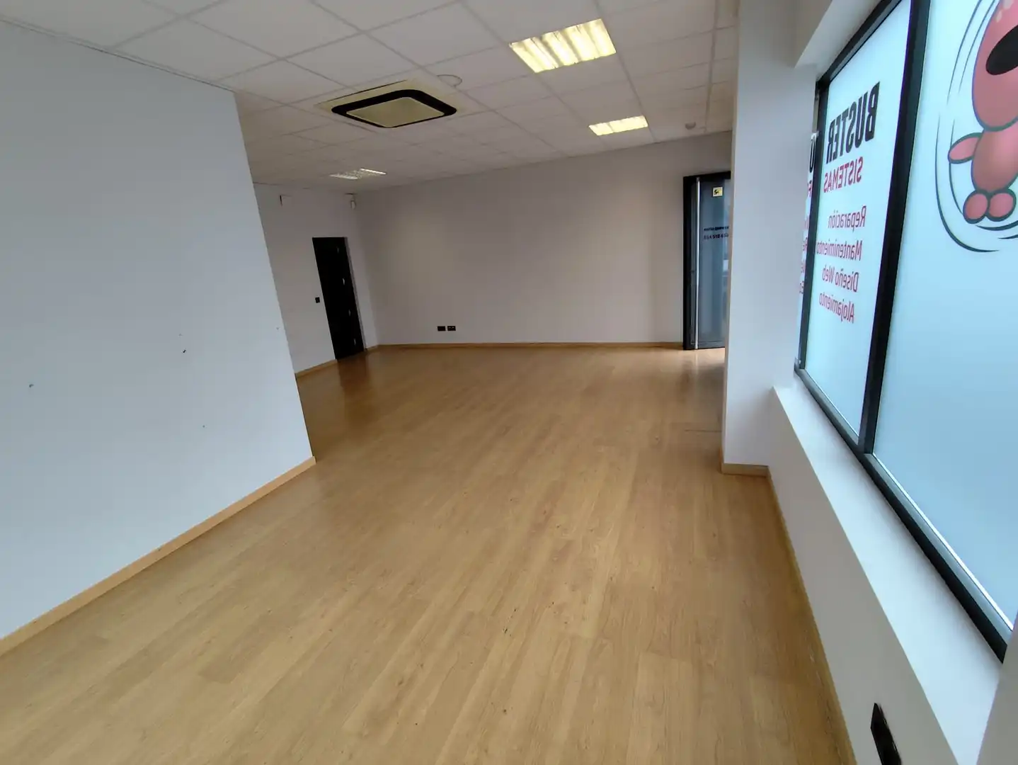 Office space to rent in Calle del Propano, imagen 9