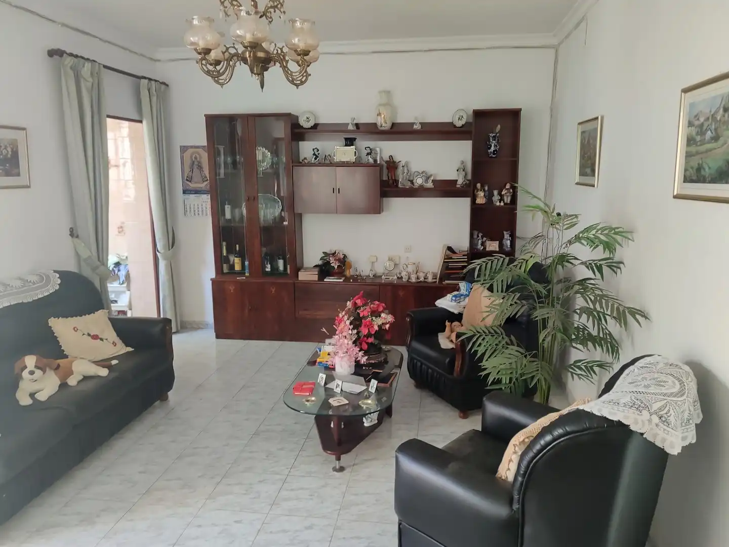 Sala de estar de Casa o chalet en venta en Utrera con Aire acondicionado, Terraza y Amueblado