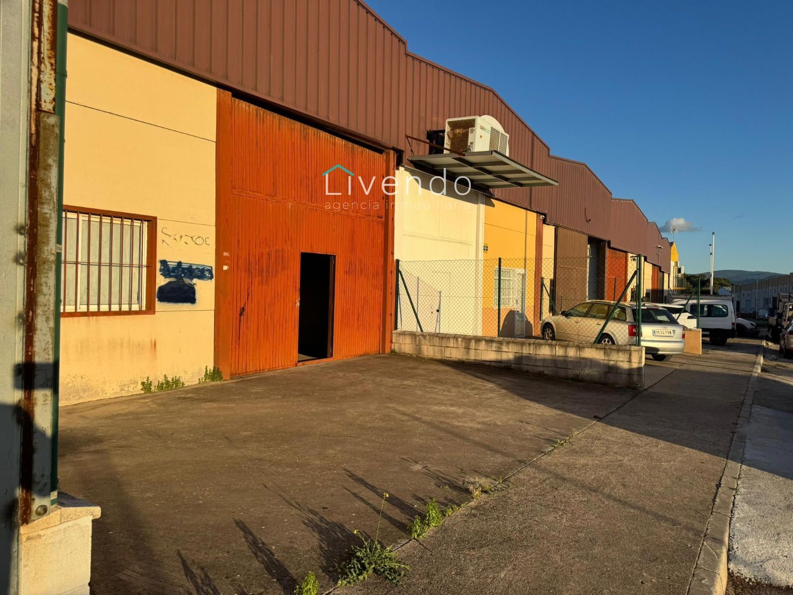 Nau industrial en venda a Alcalá de los Gazules