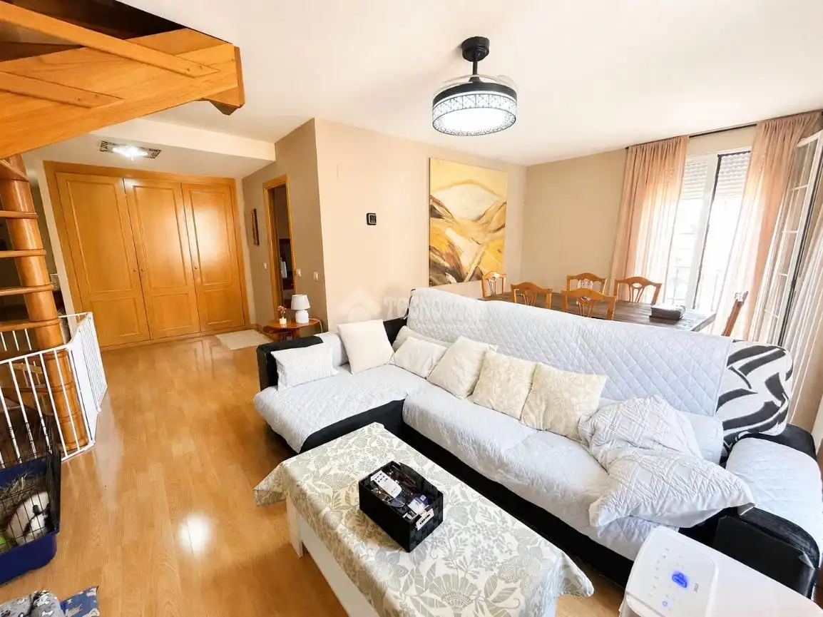 Sala d'estar de Pis en venda en Griñón amb Calefacció i Terrassa