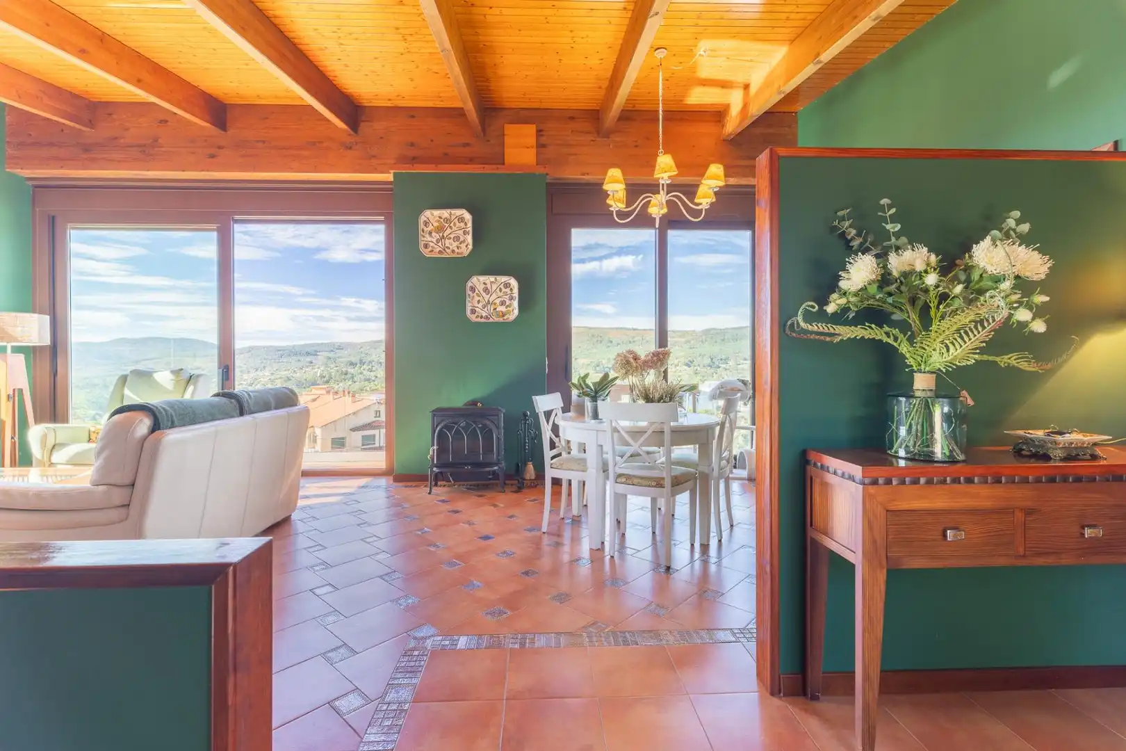 Comedor de Casa o chalet en venta en A Cañiza   con Calefacción, Jardín privado y Terraza