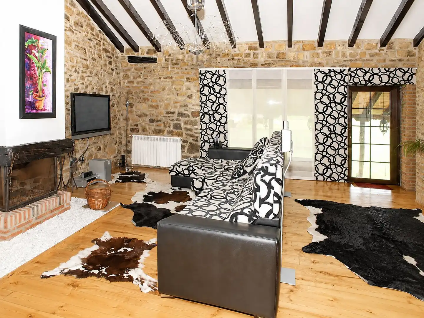 Sala de estar de Casa o chalet en venta en Arenas de Iguña con Calefacción, Terraza y Piscina