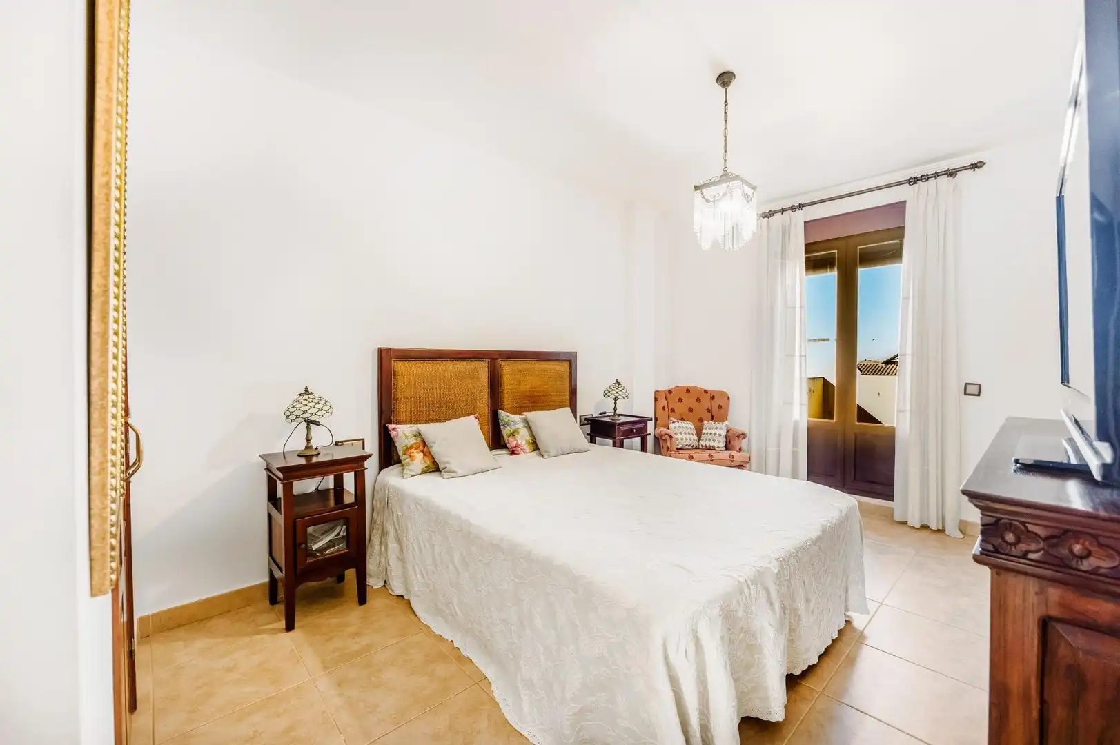 Dormitori de Casa o xalet en venda en Chiclana de la Frontera amb Aire condicionat, Jardí privat i Terrassa