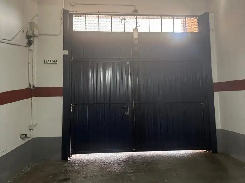 Aparcament de Garatge en venda en Oviedo 