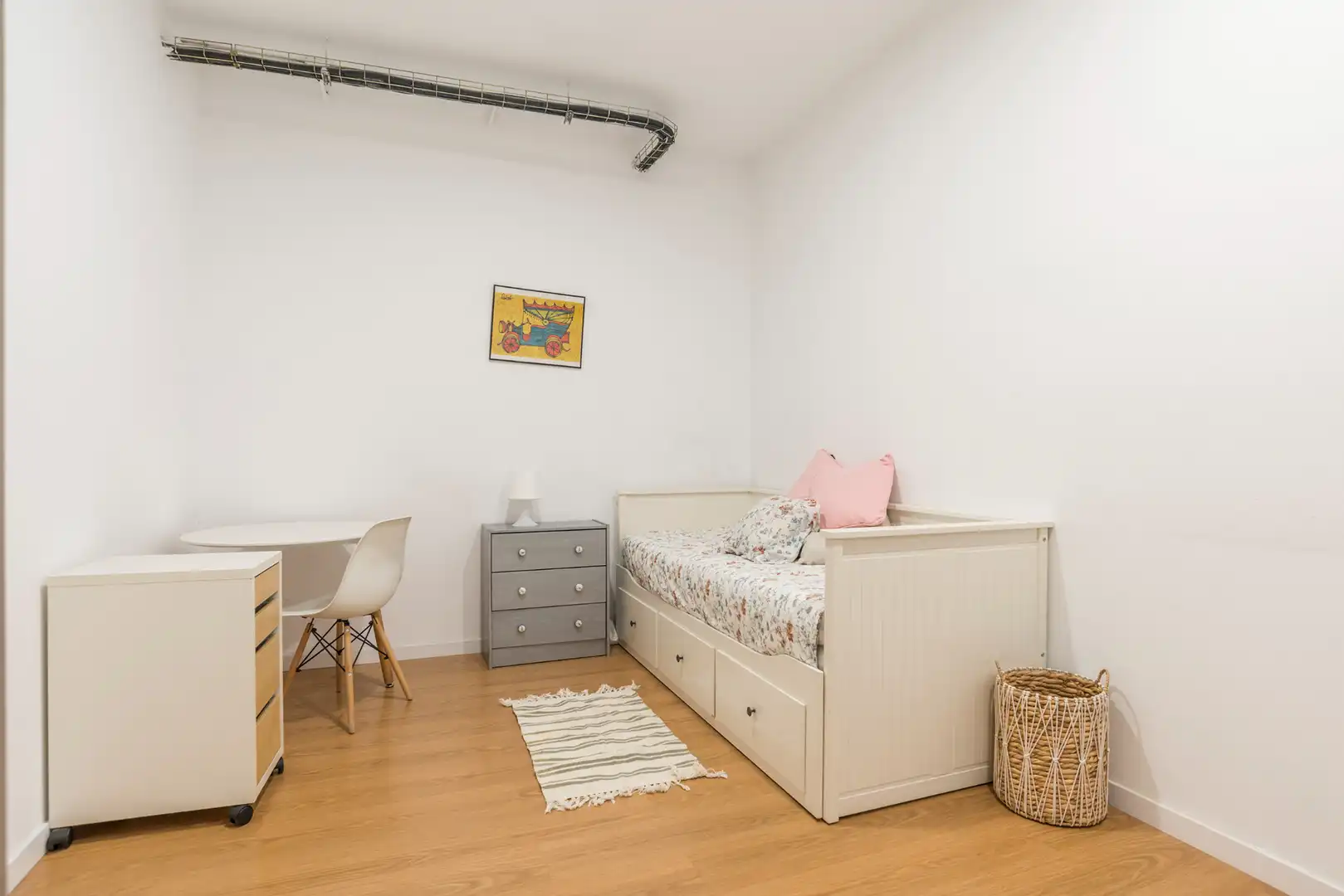 Habitación de Nave industrial en venta en Madrid