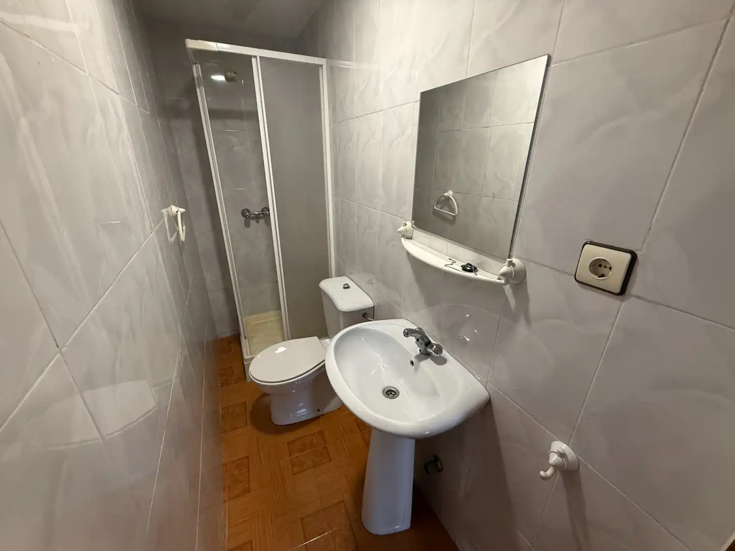 Bany de Edifici en venda en Siero amb Alarma