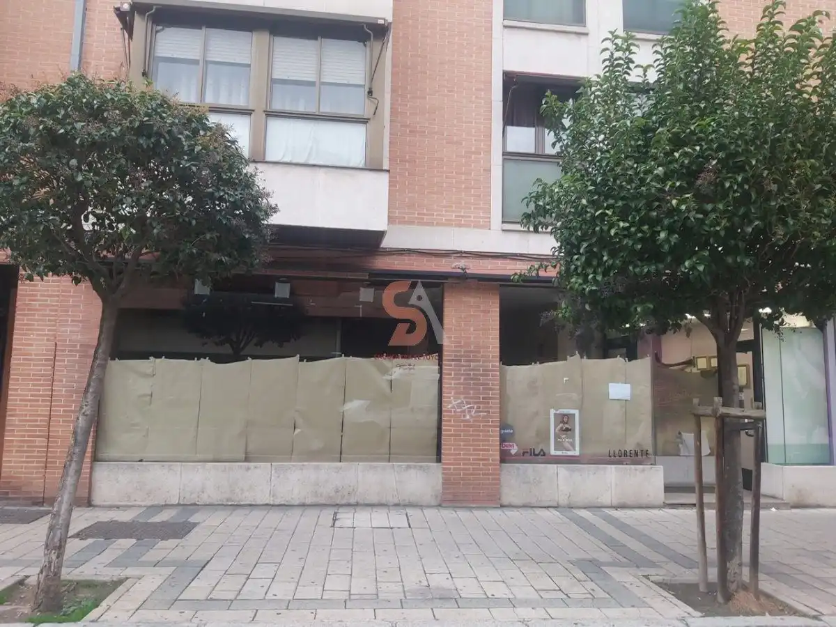 Exterior view of Commercial properties for rent in Valladolid