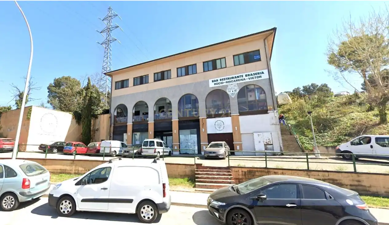 Exterior view of Buildings for sale in Barberà del Vallès