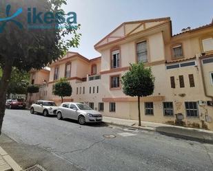 Vista exterior de Pis en venda en Lepe amb Jardí privat, Terrassa i Piscina comunitària