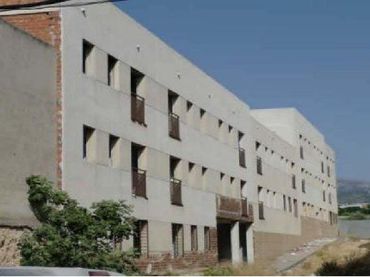 Gemischtgenutztes Gebäude zum Verkauf in Torredonjimeno