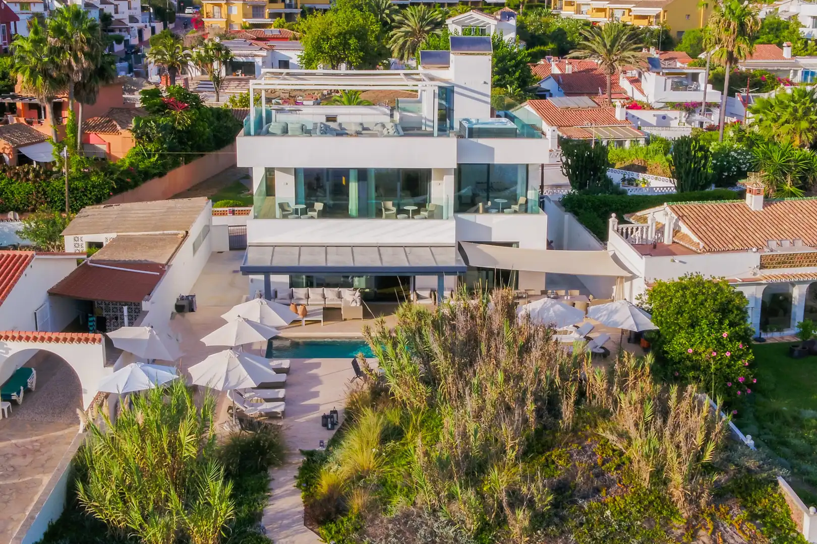 Casa con terraza en venta en Las Chapas - El Rosario, imagen 2