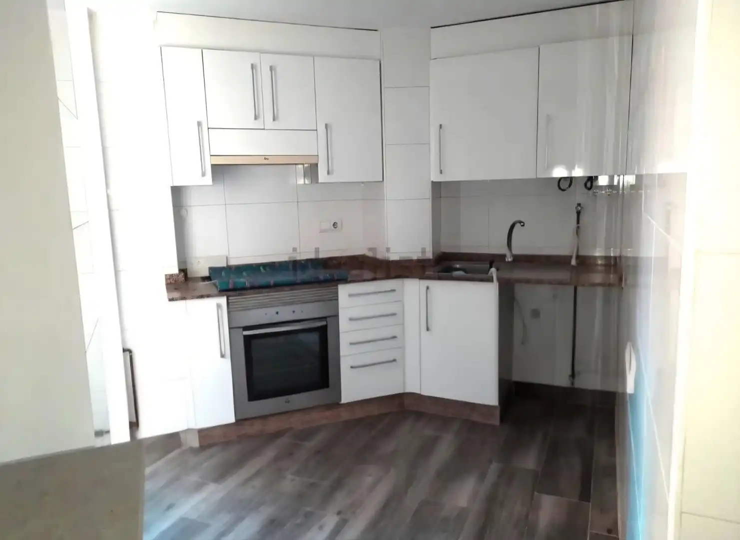 Cuina de Pis en venda en  Valencia Capital amb Jardí privat