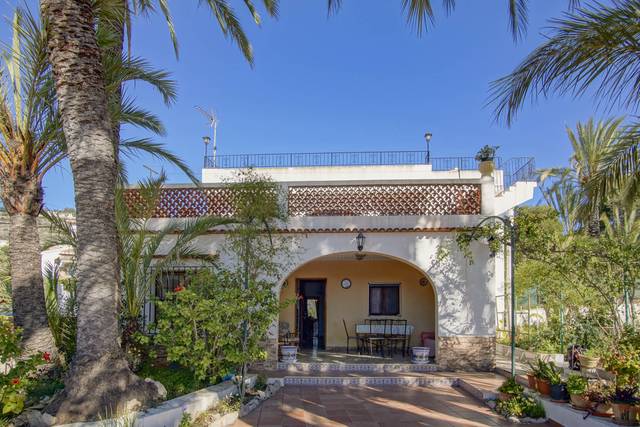 Casa-chalet en Venta en Centro ciudad