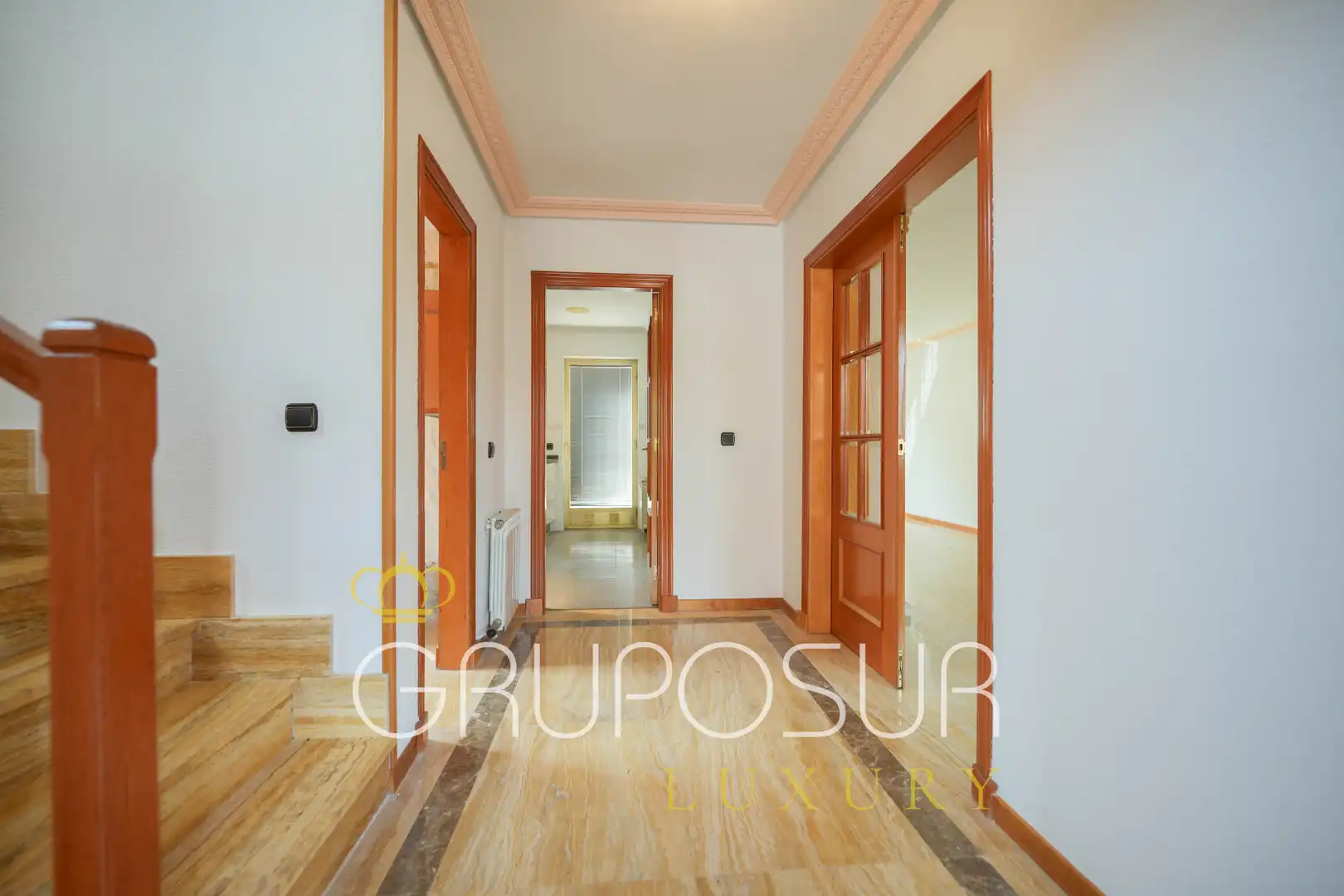 Casa adosada en venda en Laguna de Duero amb Calefacció, Jardí privat i Parquet