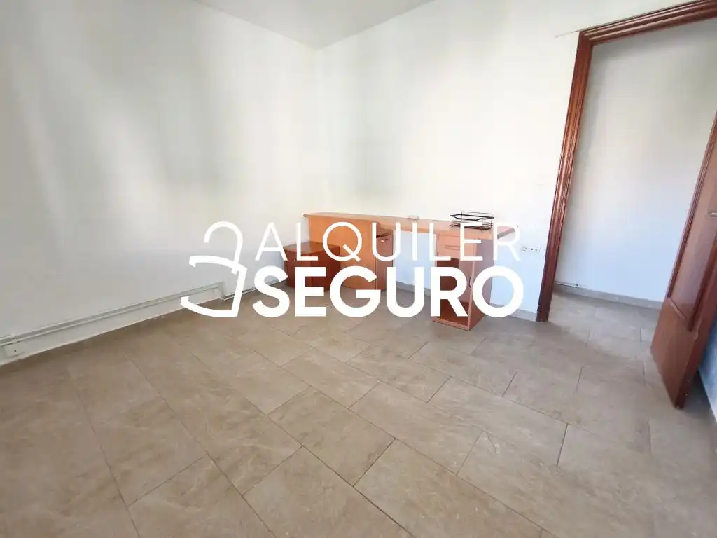 Wohnung zur Miete in Alicante / Alacant mit Klimaanlage, Terrasse und Möbliert