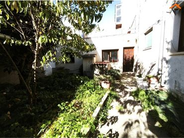 Casa amb jardí en venda a Calle Francolí