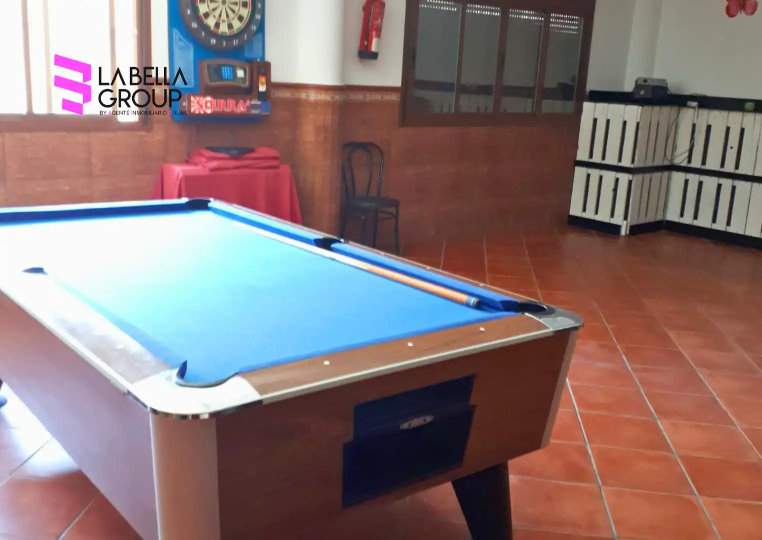 Buildings for sale in Villanueva de San Juan