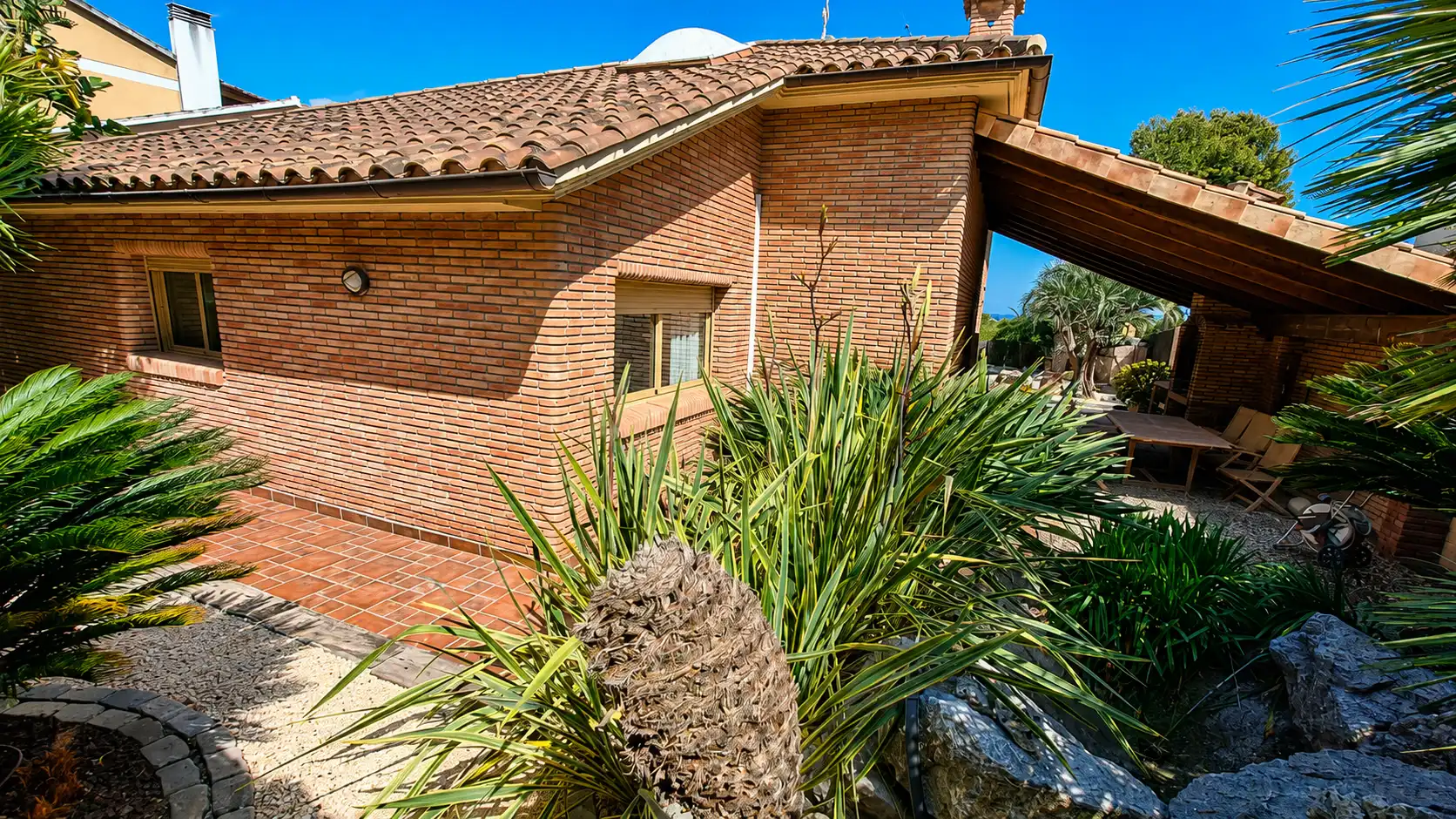 Vista exterior de Casa o xalet en venda en Calafell amb Calefacció i Jardí privat