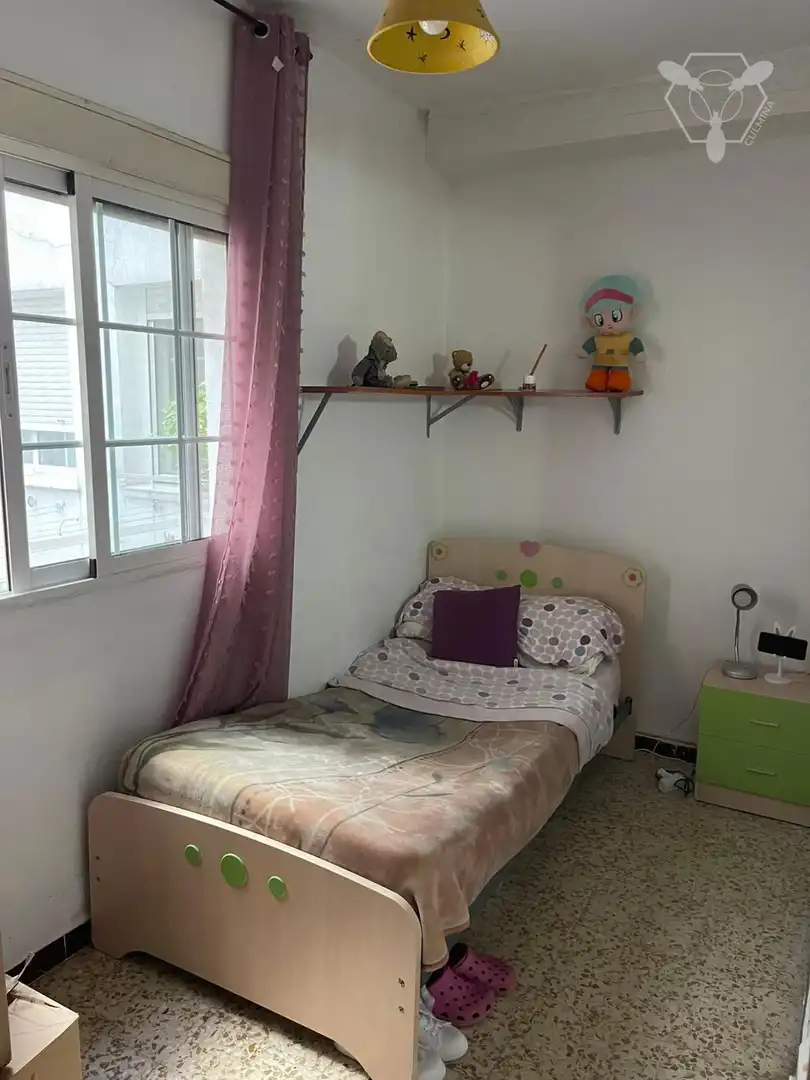 Habitación de Piso en venta en Huelva con Aire acondicionado y Amueblado