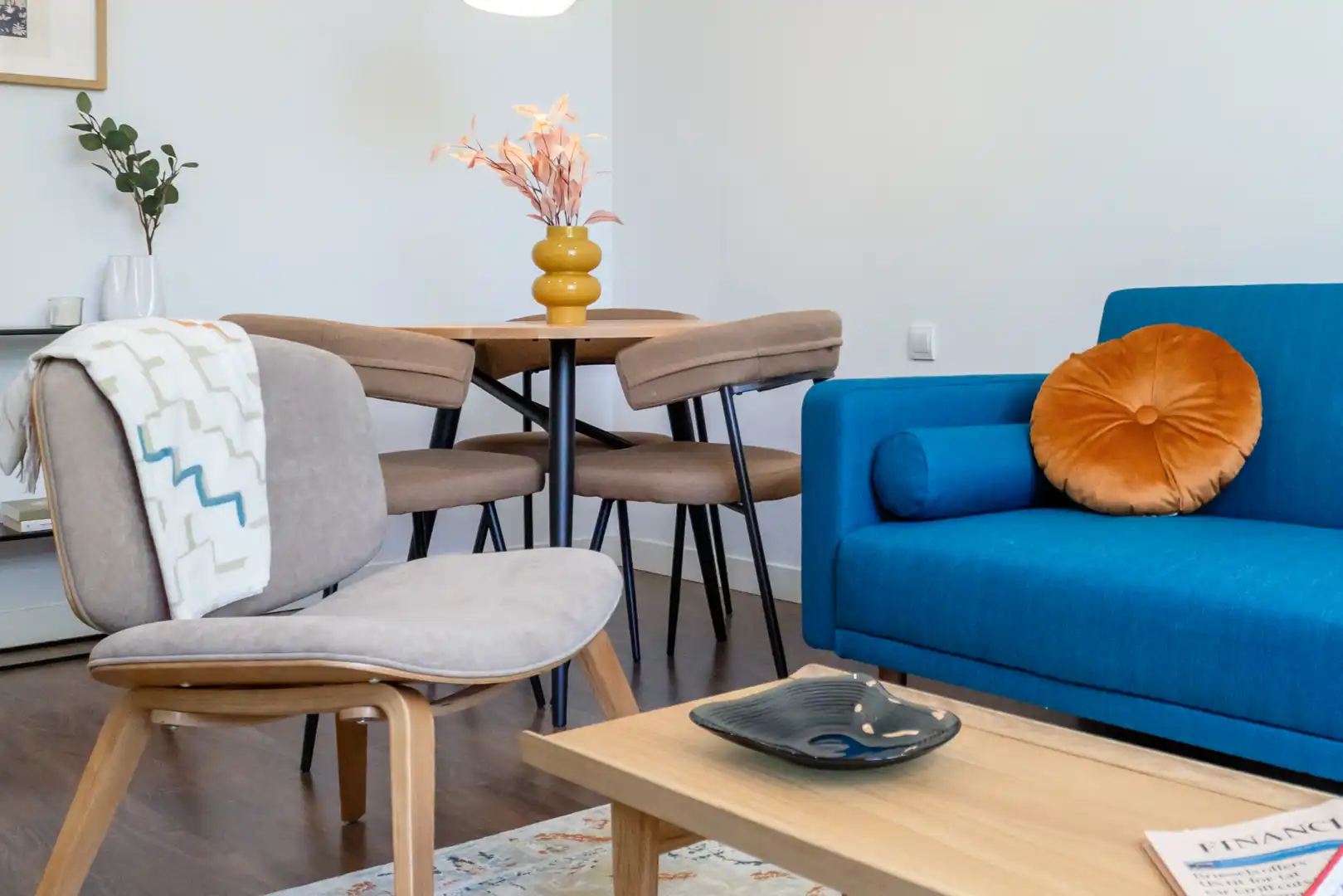 Living room of Apartments for rent in Madrid  with Air Conditioner, Heating and Furnished