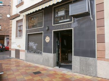 Local comercial en venda a José Zorrilla - Padre Claret