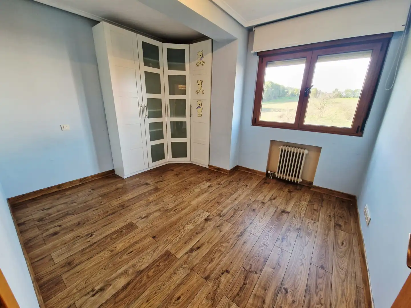 Habitación de Piso en venta en Avilés con Calefacción