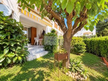 Apartamento con piscina en venta en Els Masos - Els Garrofers
