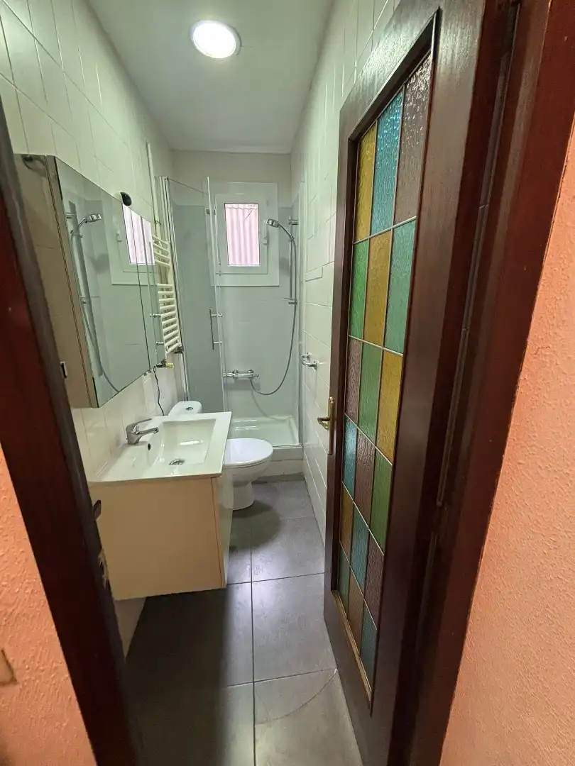 Baño de Piso en venta en Barcelona con Aire acondicionado, Calefacción y Horno